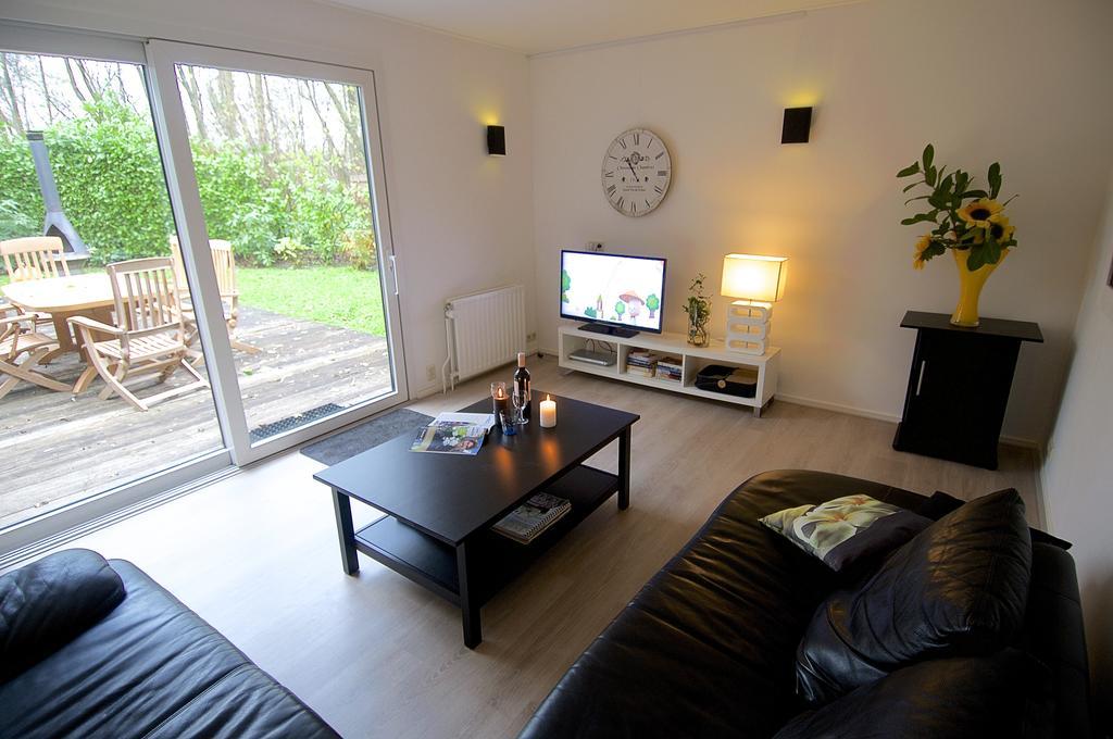 Holiday Home De Zuwe - Loosdrecht Kortenhoef エクステリア 写真