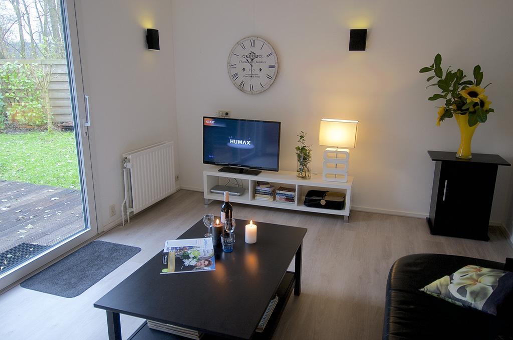 Holiday Home De Zuwe - Loosdrecht Kortenhoef エクステリア 写真