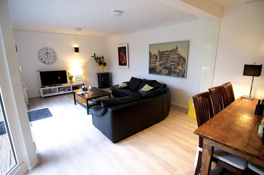 Holiday Home De Zuwe - Loosdrecht Kortenhoef エクステリア 写真