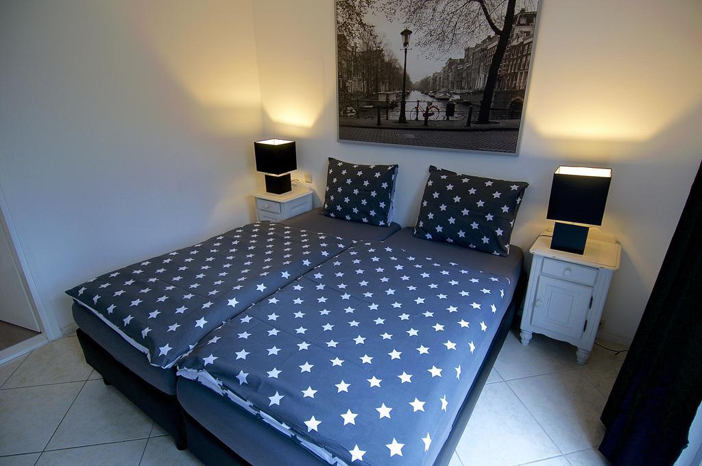 Holiday Home De Zuwe - Loosdrecht Kortenhoef エクステリア 写真